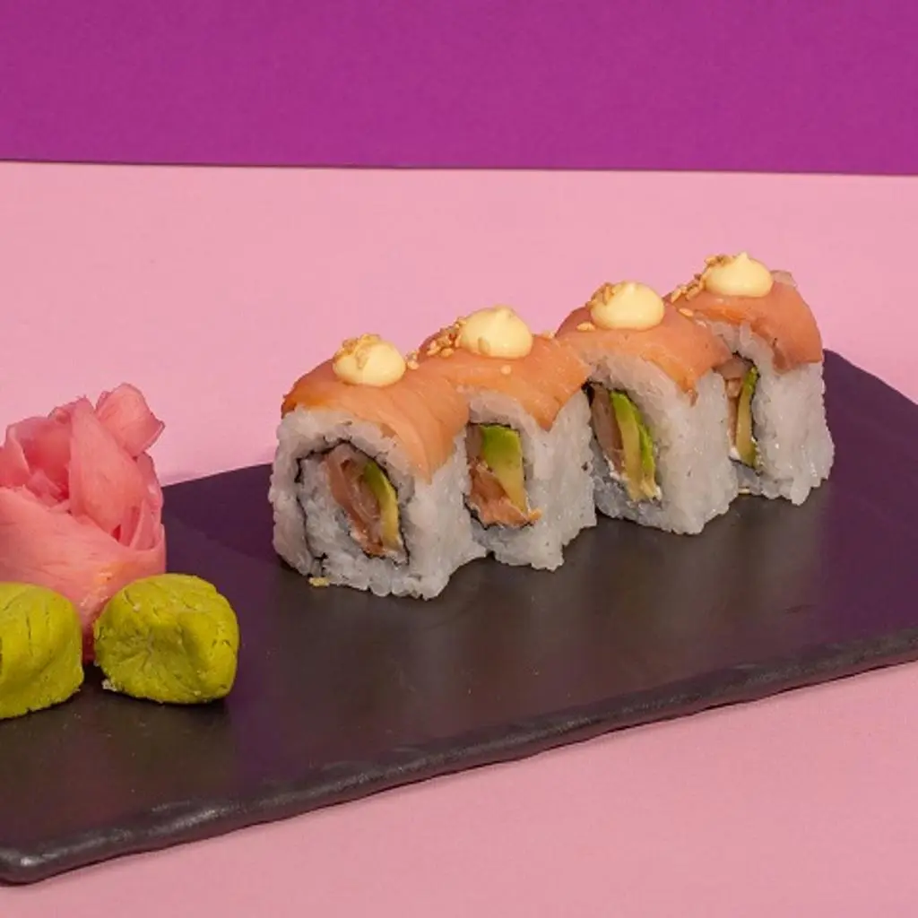 Top Smoked Salmon Roll